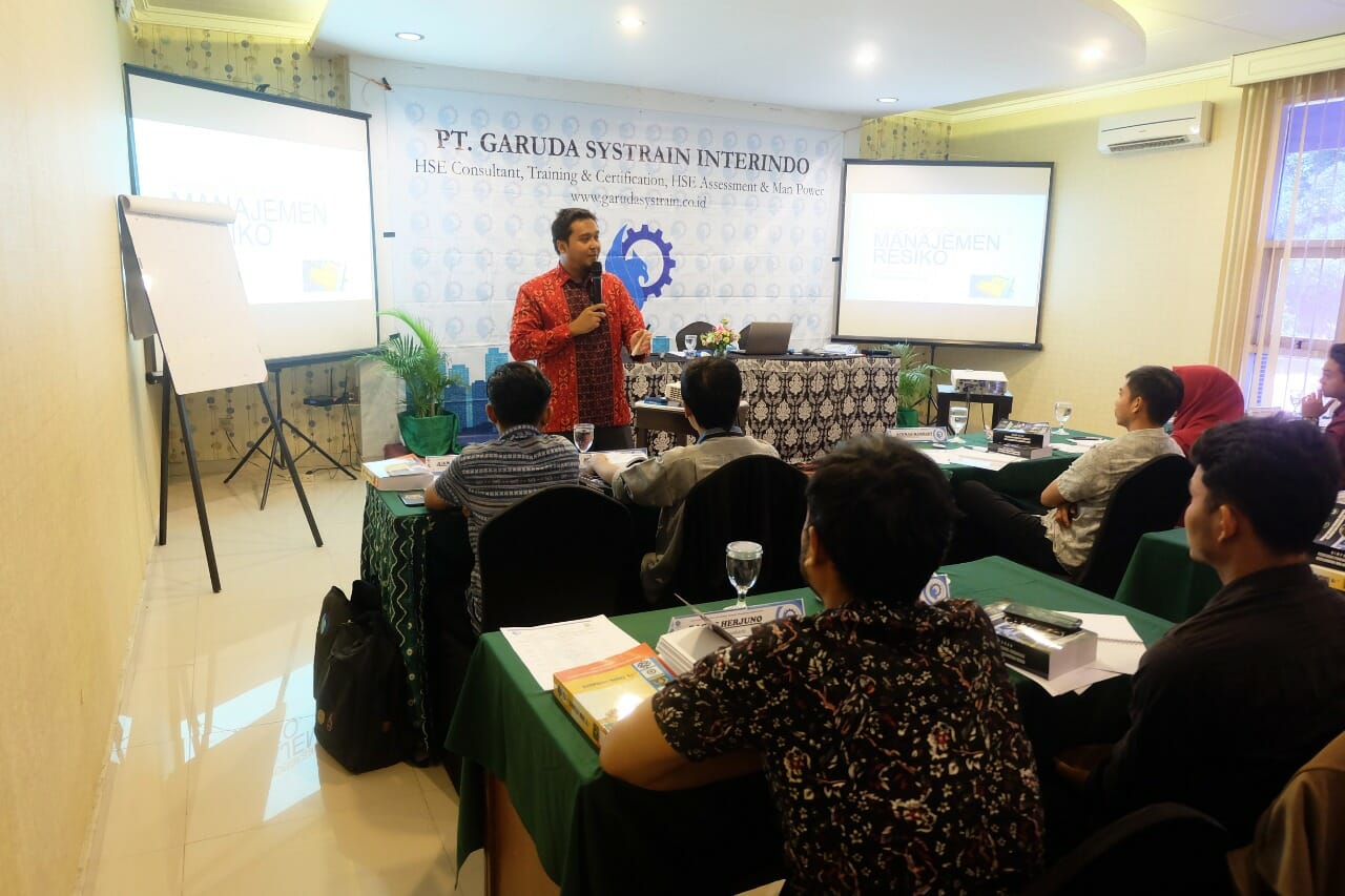 Garuda Systrain Interindo Safety Training Consultant Pelatihan Dan Konsultasi K3 Sertifikasi Bnsp Dan Kementrian Ketenagakerjaan Republik Indonesia